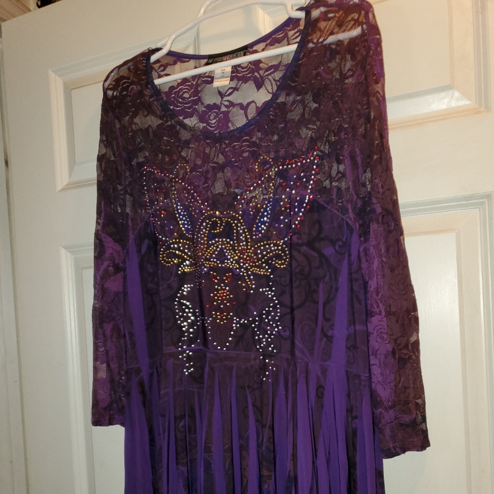 Stunning Pyramid Collection Purple Tunic